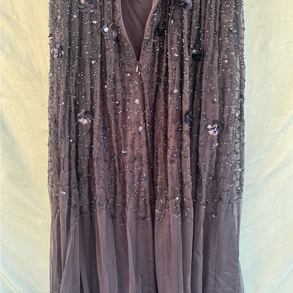 EUC Adrianna Papell Off The Shoulder Beaded Gown Size 4 Navy Blue Beaded Sequins - Picture 8 of 13